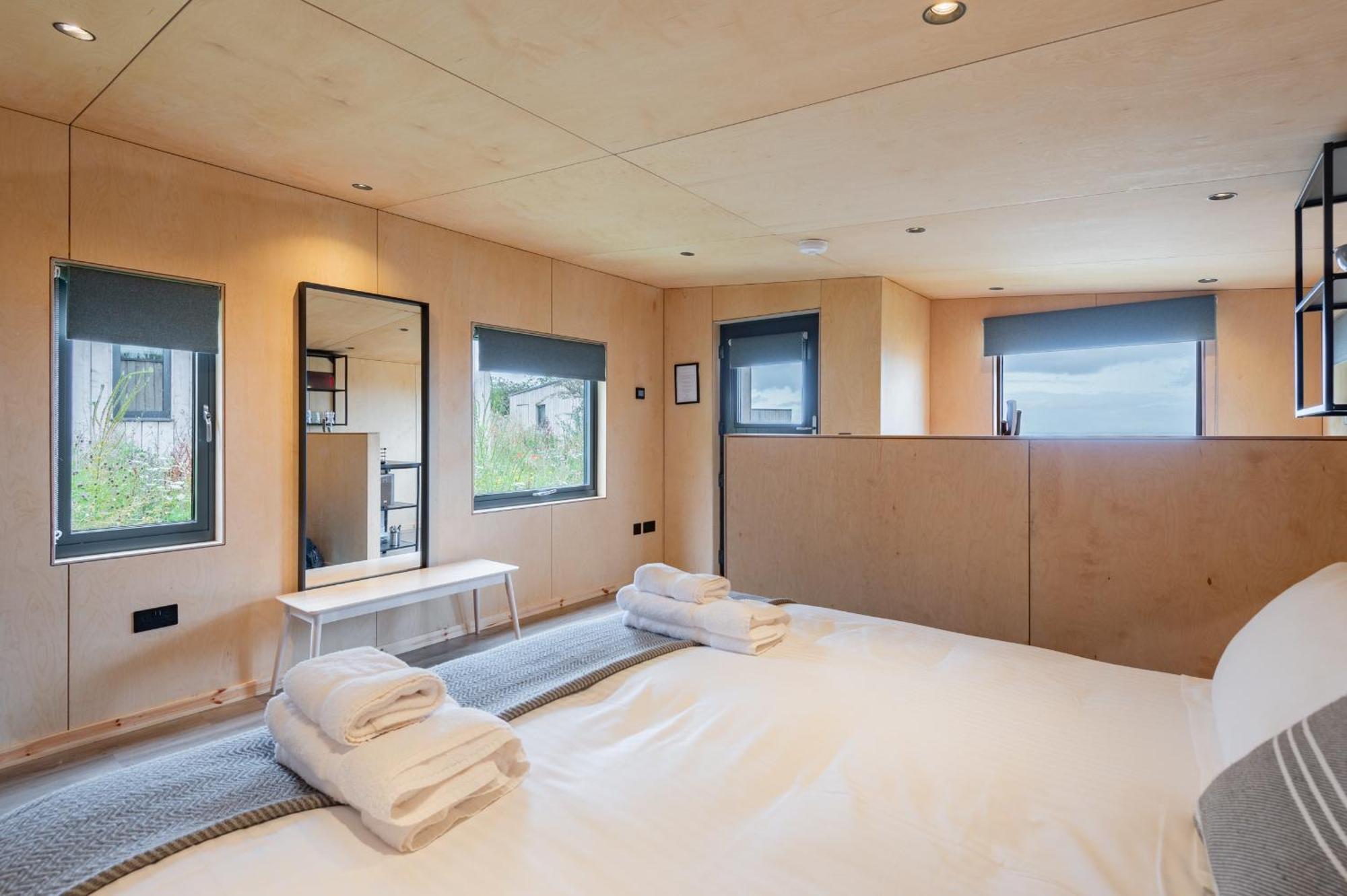 Rustic Cabins, Sea Views From Rewilded Farm With Highland Cows St Andrews Exterior foto
